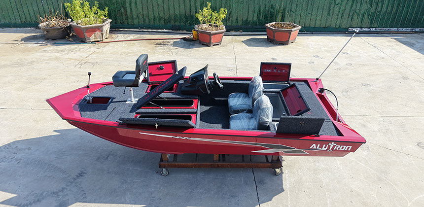 浮锐欧FK498路亚艇专为实战设计的钓鱼利器